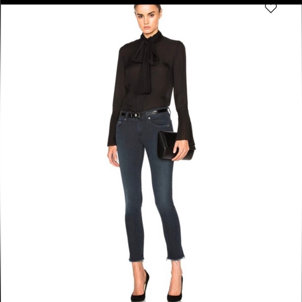RAG & BONE SKINNY CAPRI JEANS